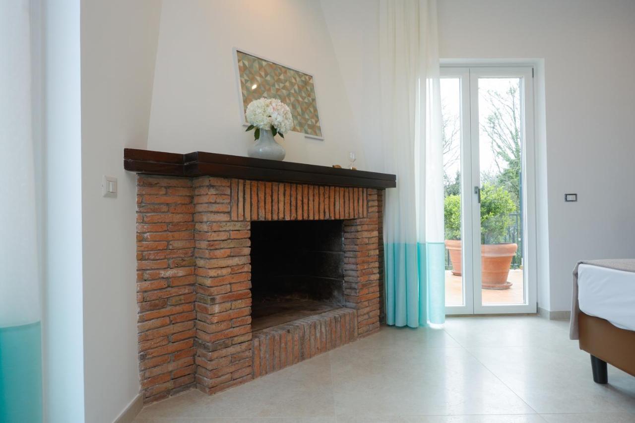 Villa Maiki Torca Екстериор снимка