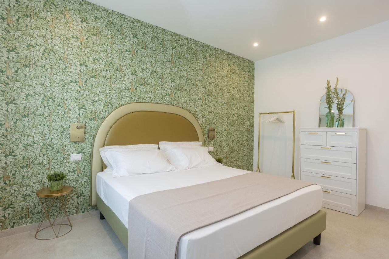 Villa Maiki Torca Екстериор снимка
